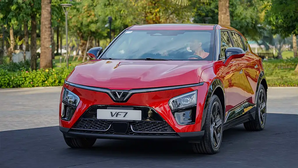 Ngoại thất VinFast VF 7: Đột phá trong từng đường nét
